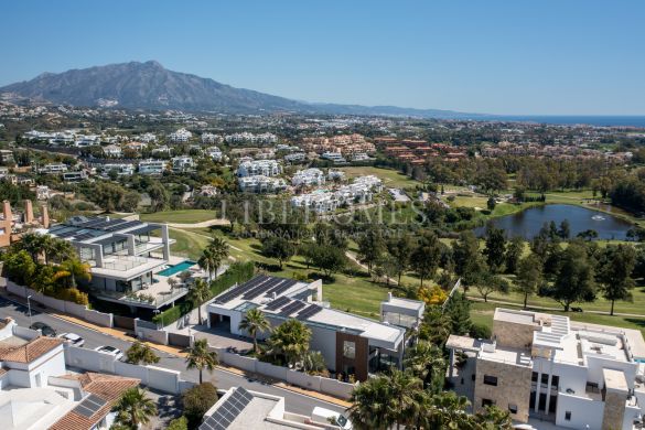 Newly built, modern luxury villa in La Alqueria, Benahavis