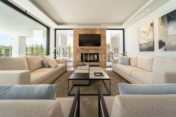 Brand-new modern villa, panoramic golf views, Nueva Andalucía, Marbella