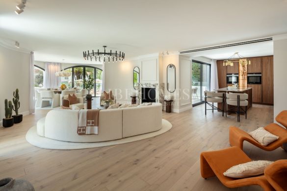 Elegant Andalusian villa in Aloha Golf area, Nueva Andalucía, Marbella