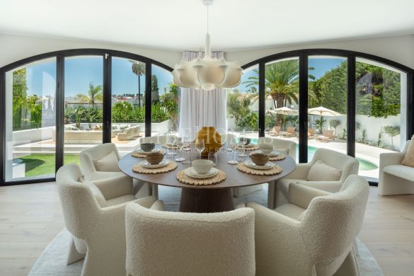 Elegant Andalusian villa in Aloha Golf area, Nueva Andalucía, Marbella