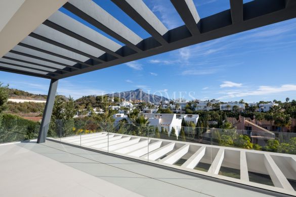 Luxury modern villa in Haza del Conde, Nueva Andalucía, Marbella