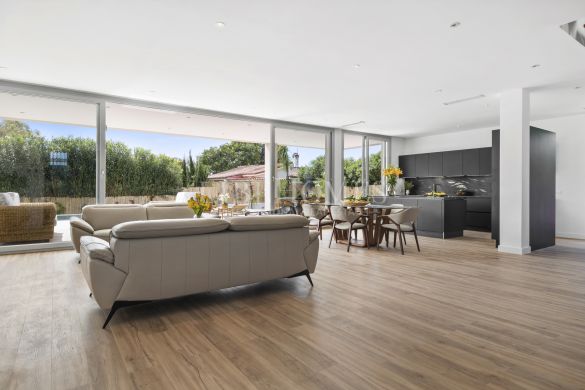 New villa, 2 minutes walk to beach, San Pedro de Alcantara, Marbella