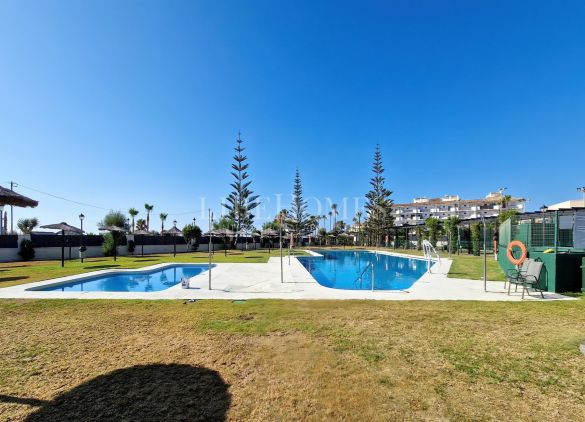 Апартамент  на продажу  в  Sabinillas, Манильва