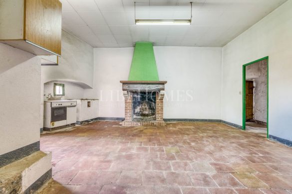 Country house with plot of 2.14 hectares in Peralada, Costa Brava