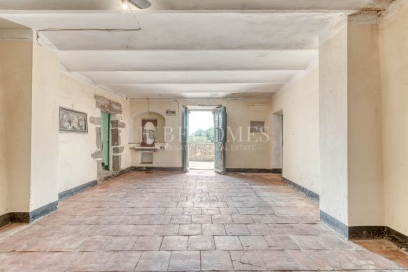 Country house with plot of 2.14 hectares in Peralada, Costa Brava