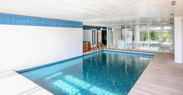 Mansion ideal for investors in Roses, Costa Brava, near the beach