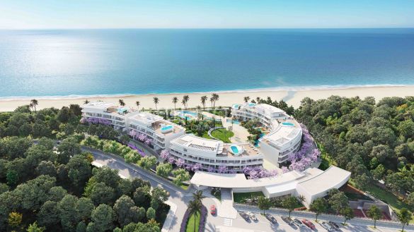 Luxury penthouse in a new beachfront complex, 5 minutes to Estepona