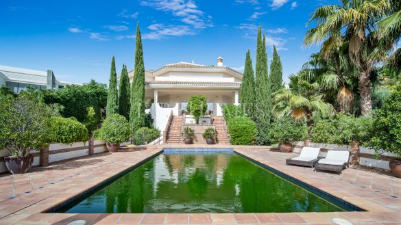 Beautiful villa with sea views close to ​​La Quinta Golf, Benahavis