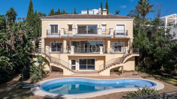 Mansion style villa, La Quinta Golf frontline, Benahavis