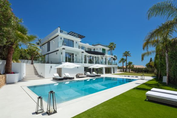 Villa de luxe moderne, vue sur la mer, Nagüeles, Marbella Golden Mile