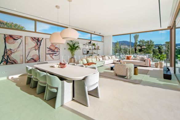					Contemporary villa in the Golf Valley, Nueva Andalucia, Marbella	