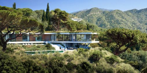 Eco-Friendly Villa with Panoramic Views