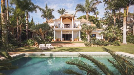 Traumhafte Villa mit Panoramablick auf das Meer in Río Real