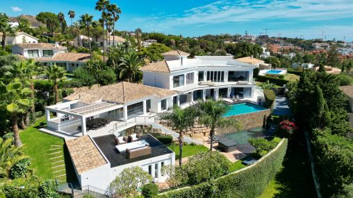 Moderne Villa mit atemberaubendem Meerblick