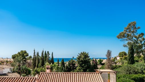 Charming villa close to the beach in Costabella