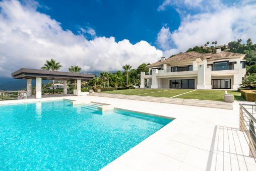 Spektakuläre Villa mit atemberaubender Aussicht in La Zagaleta, Benahavis