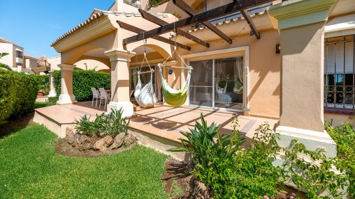 Immaculate apartment in popular complex