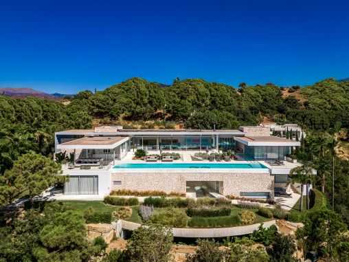Stunning ultramodern villa, panoramic sea view