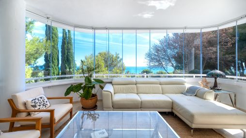 Designer apartment by the sea