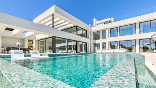 New contemporary luxury villa, stunning sea view