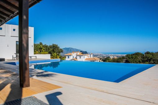 Bezaubernde Villa im andalusischen Stil