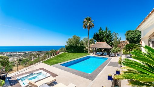 Exquisite villa boasting unforgettable sea views