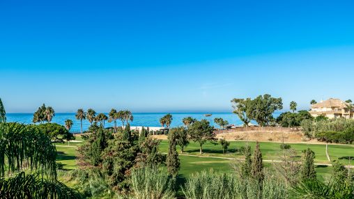 Luxury beachfront penthouse, sea and golf views