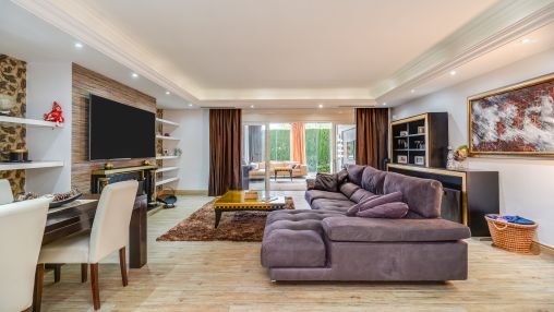 Luxury apartment in exclusive urbanization in Sierra Blanca