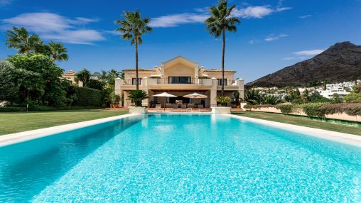 Espectacular villa de lujo con vistas al mar en Marbella Hill Club