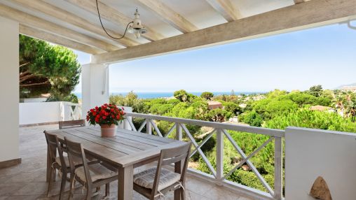 Impeccable Villa with breath-taking sea views
