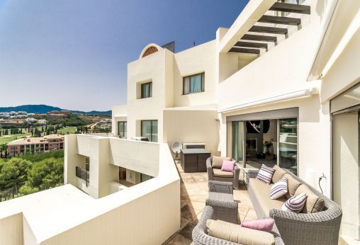 Front line golf apartment, Los Flamingos Golf