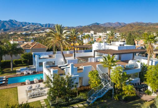 Bespoke villa with sea views 200m from the beach in Las Chapas Playa Marbella
