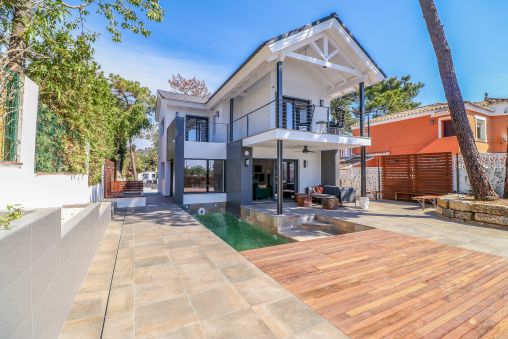 State of the Art new built villa