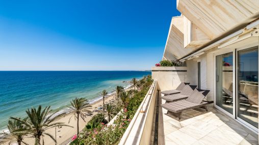 Exclusive Front-Line Beach Apartment in the Golden Mile, Mare Nostrum