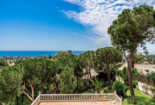 Villa zu reformieren mit atemberaubendem Meerblick