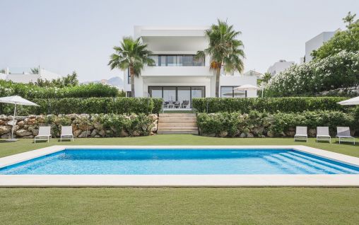 Private luxury modern villa in gated community