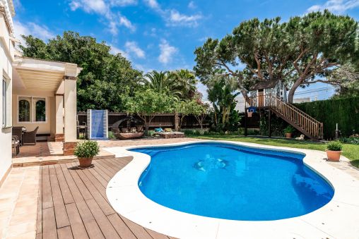 Villa à vendre dans Marbesa, Marbella Est