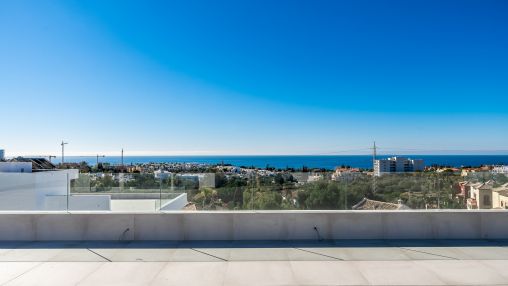 Brandneue Luxusvillen mit Panoramablick auf das Meer