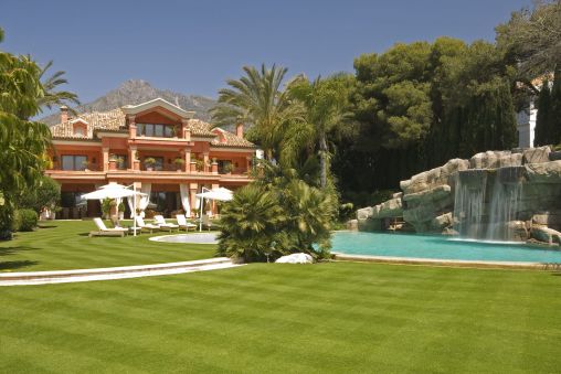 Exclusive Beachfront Villa Marbella Golden Mile