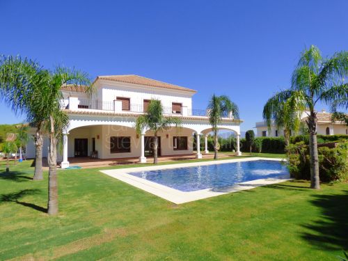 Villa a estrenar con vistas al mar en Sotogrande Alto