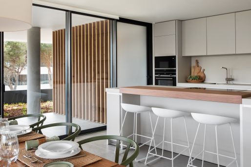 LUXURY AND CONTEMPORARY GROUND FLOOR MODERN APARTMENT IN LA RESERVA