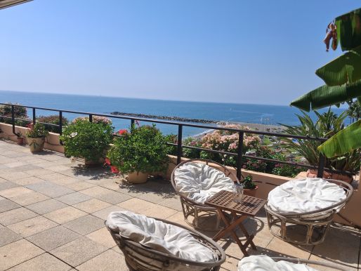 PENTHOUSE EN PASEO DEL MAR