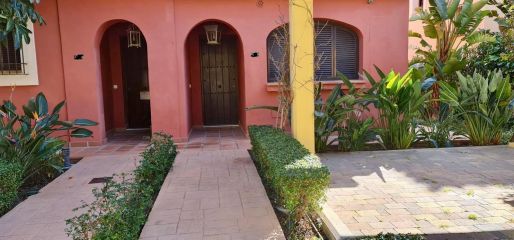 TOWNHOUSE IN LOS CORTIJOS DE LA RESERVA