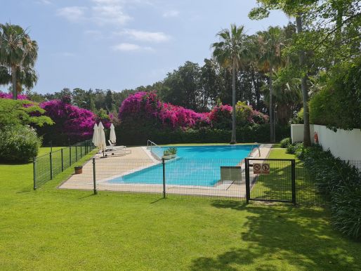 FANTASTIC DUPLEX PENTHOUSE AT POLO GARDENS