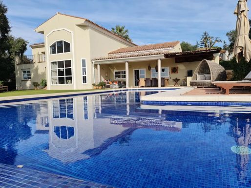 FANTASTIC VILLA WITH AMAZING VIEWS – UPPER SOTOGRANDE