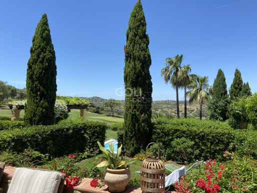 COZY TOWN HOUSE LOCATED IN UPPER SOTOGRANDE
