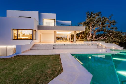 Newly built villa of contemporary style