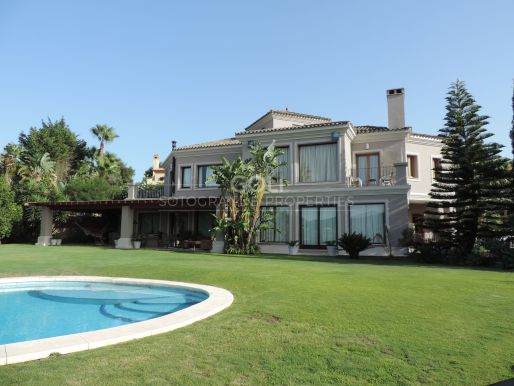 F Zone - Spacious villa with views