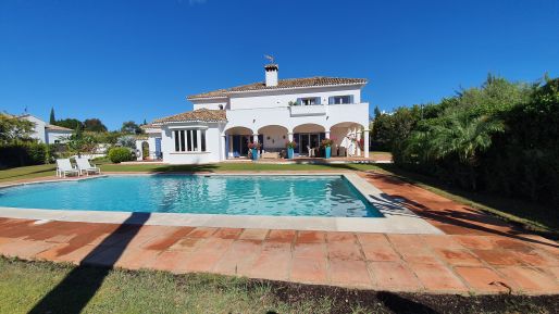 Andalusian Style villa in sought after Kings & Queens, on prestigious Lower Sotogrande