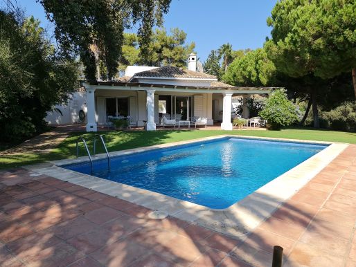 A Zone - Forest house in Lower Sotogrande